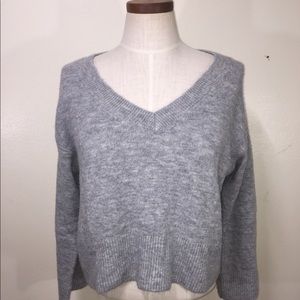 Light gray sweatshirt